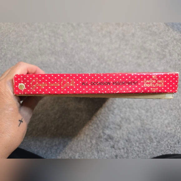 Vintage Box of 3 Oversized Greeting Cards with Box - Picture 3 of 7